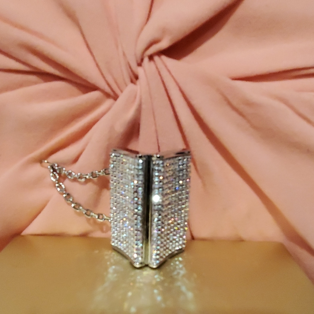 Judith Leiber Mini Compact - Picture 4 of 5